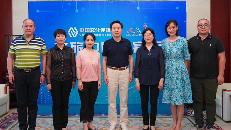舞台搭建设备：揭秘活动策划中的关键要素